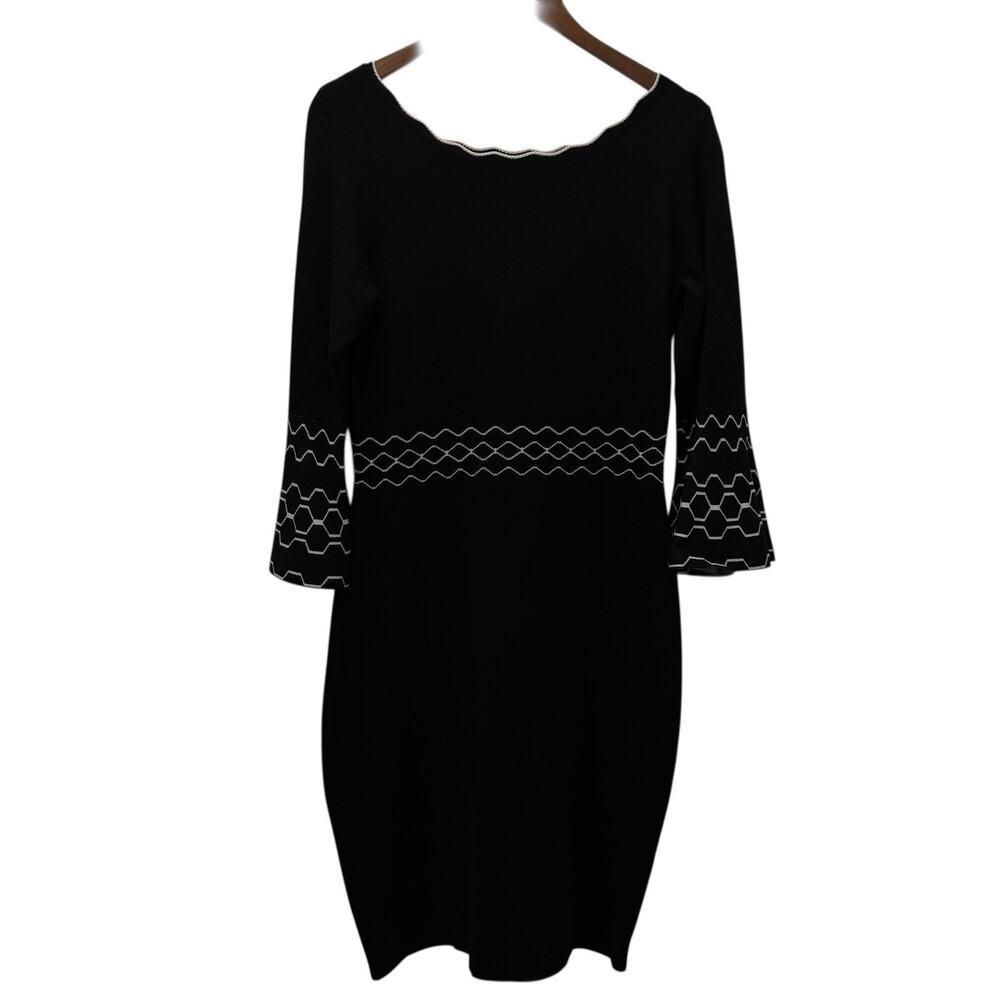 Gabby Skye Sweater Dress Womens Medium Black Geometric Bell Sleeve Knee Length